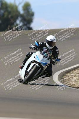 media/Sep-21-2025-TrackDaz (Sun) [[277c75b276]]/B Group/1220pm (Turn 2)/